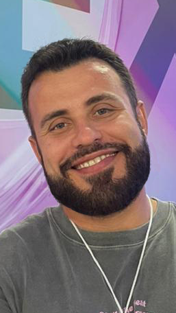 Thiones Braz — web designer em Guarapari